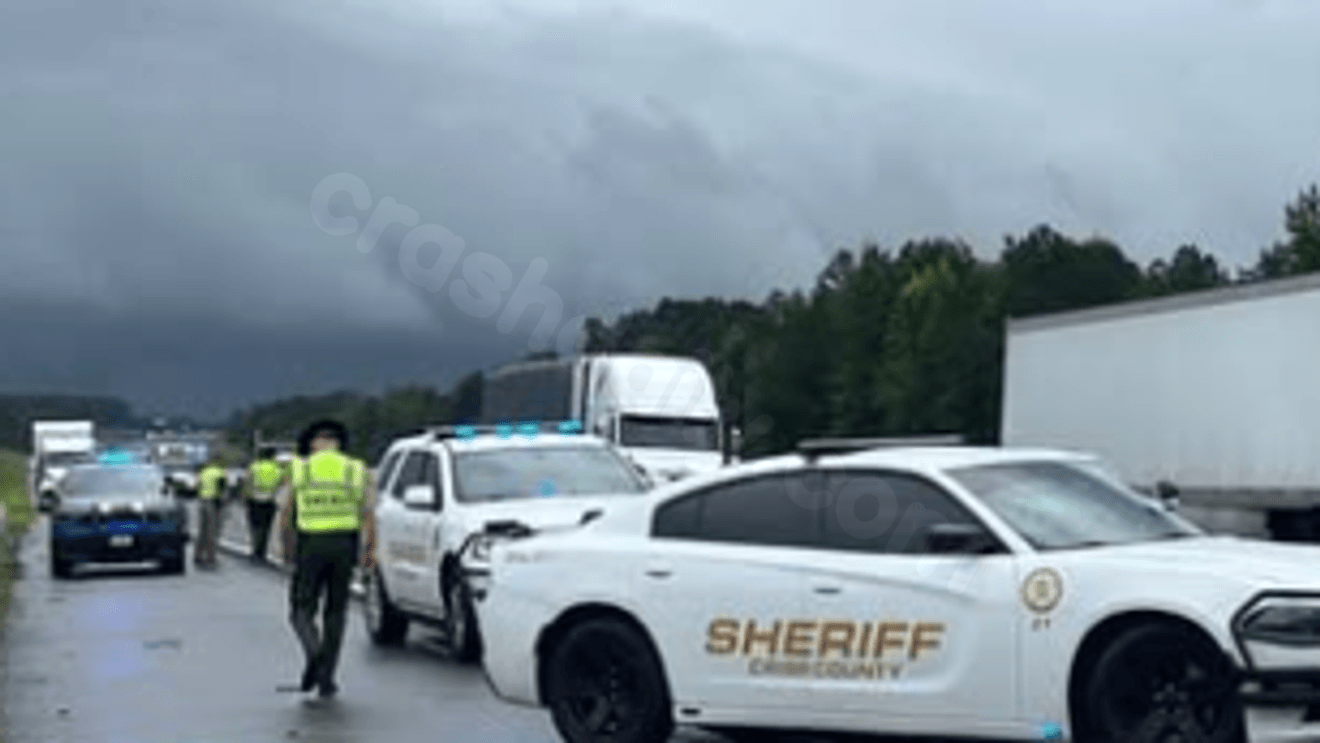 Investigation underway for I-75 crash in Crisp County involving semis and a passenger car