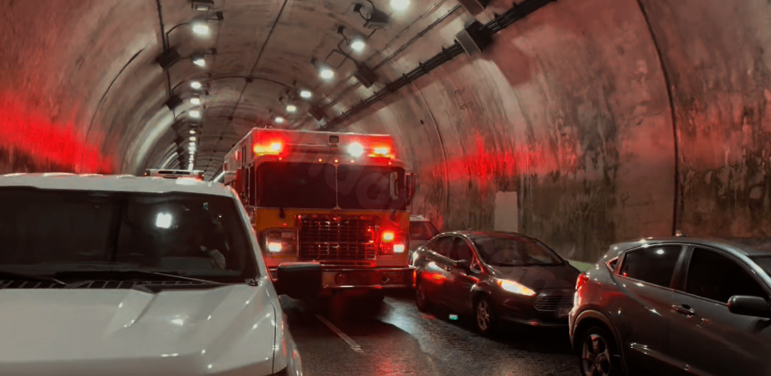 16-year-old girl dies in Pali Highway crash: EMS