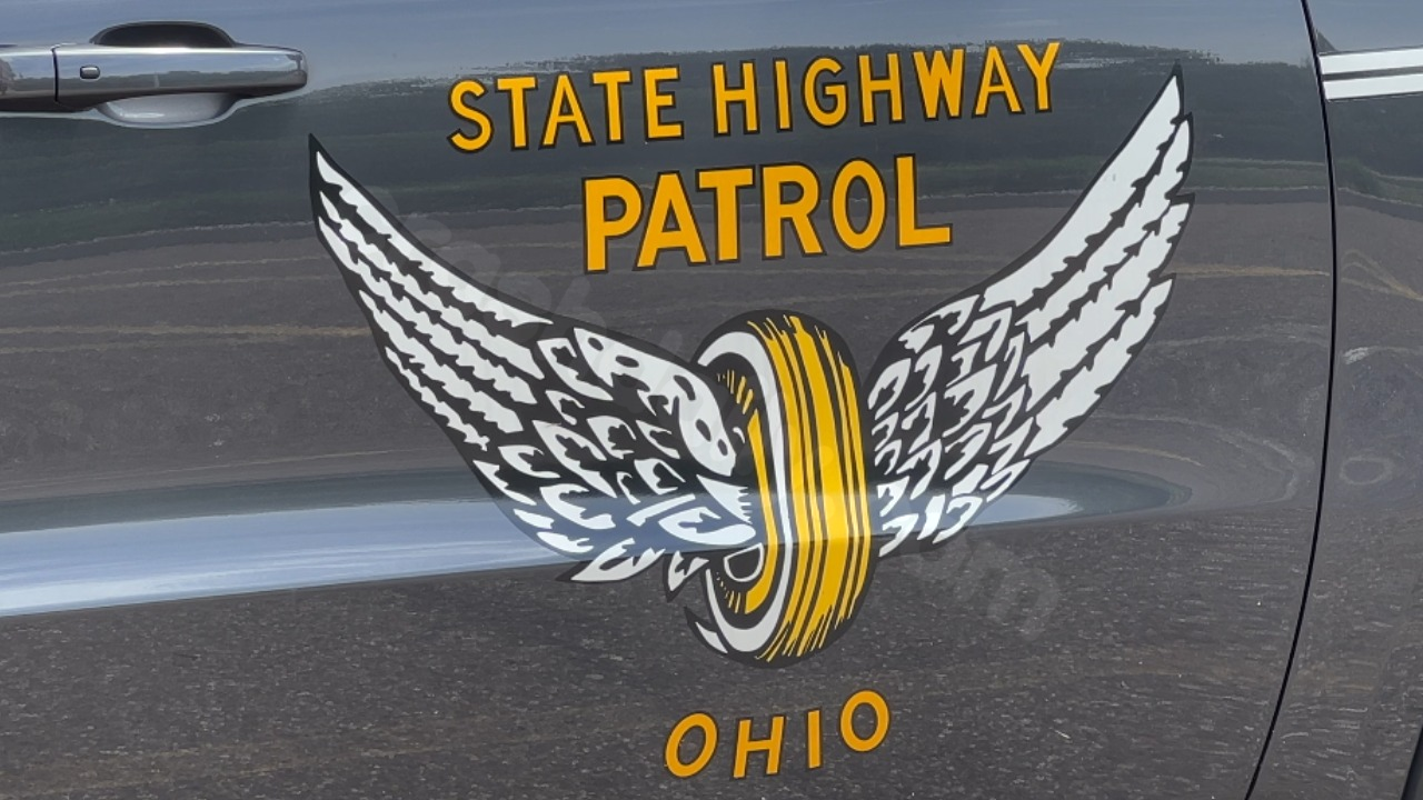 Man killed, 2 kids taken to hospital in Medina County crash involving semi