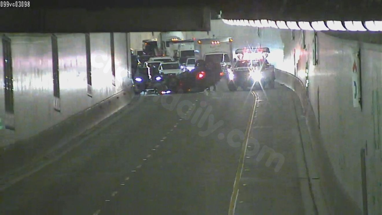 Northbound SR 99 tunnel blocked by crash