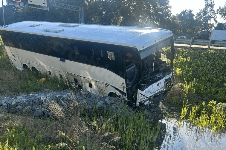 NTSB: Bus driver failed to slow down, causing fatal crash
