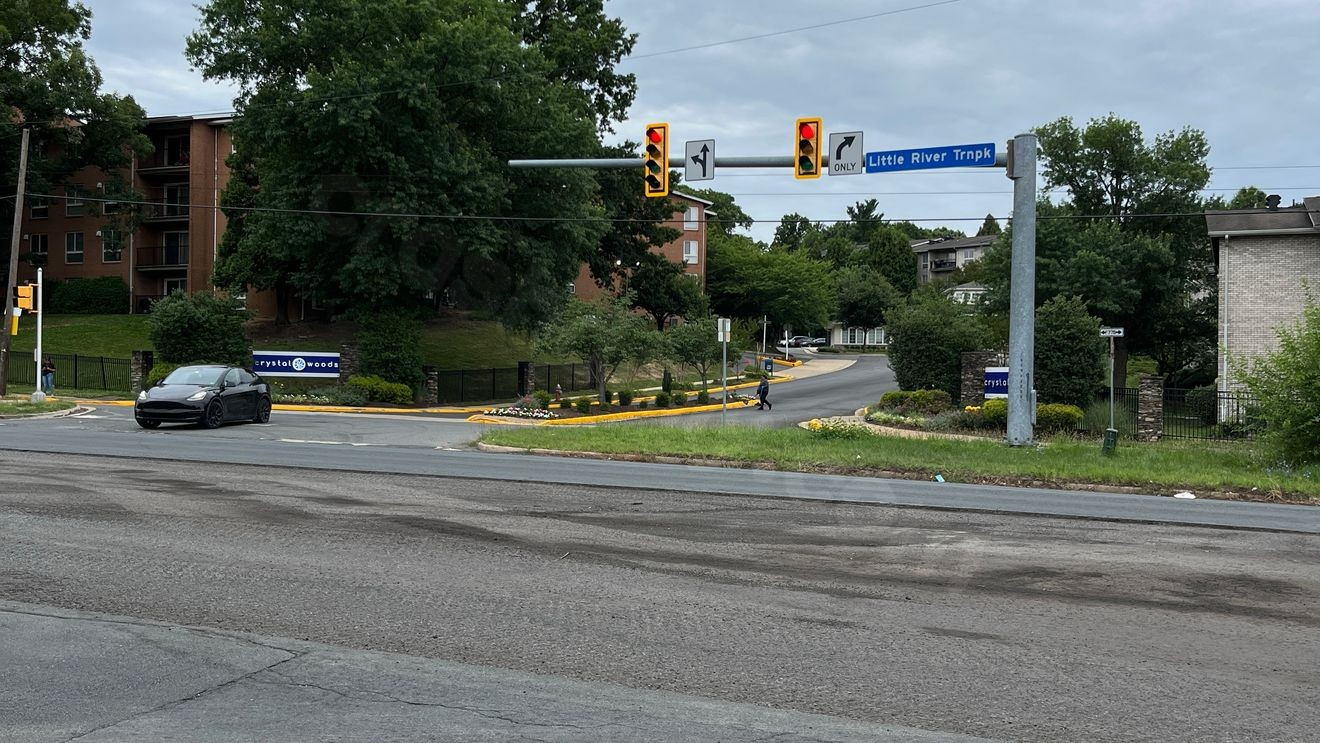Pedestrian killed in Fairfax County crash, driver facing DUI charges
