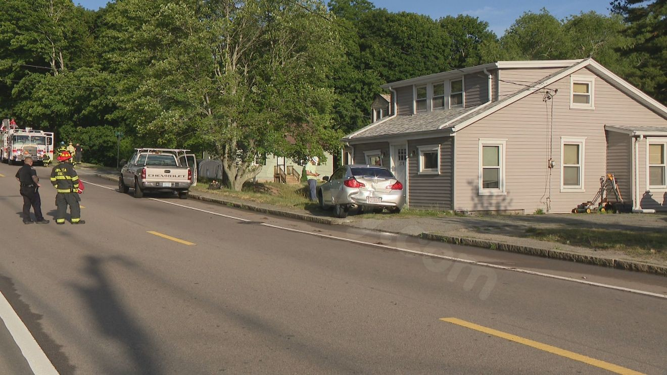Car crashes into Swansea home, causes gas leak