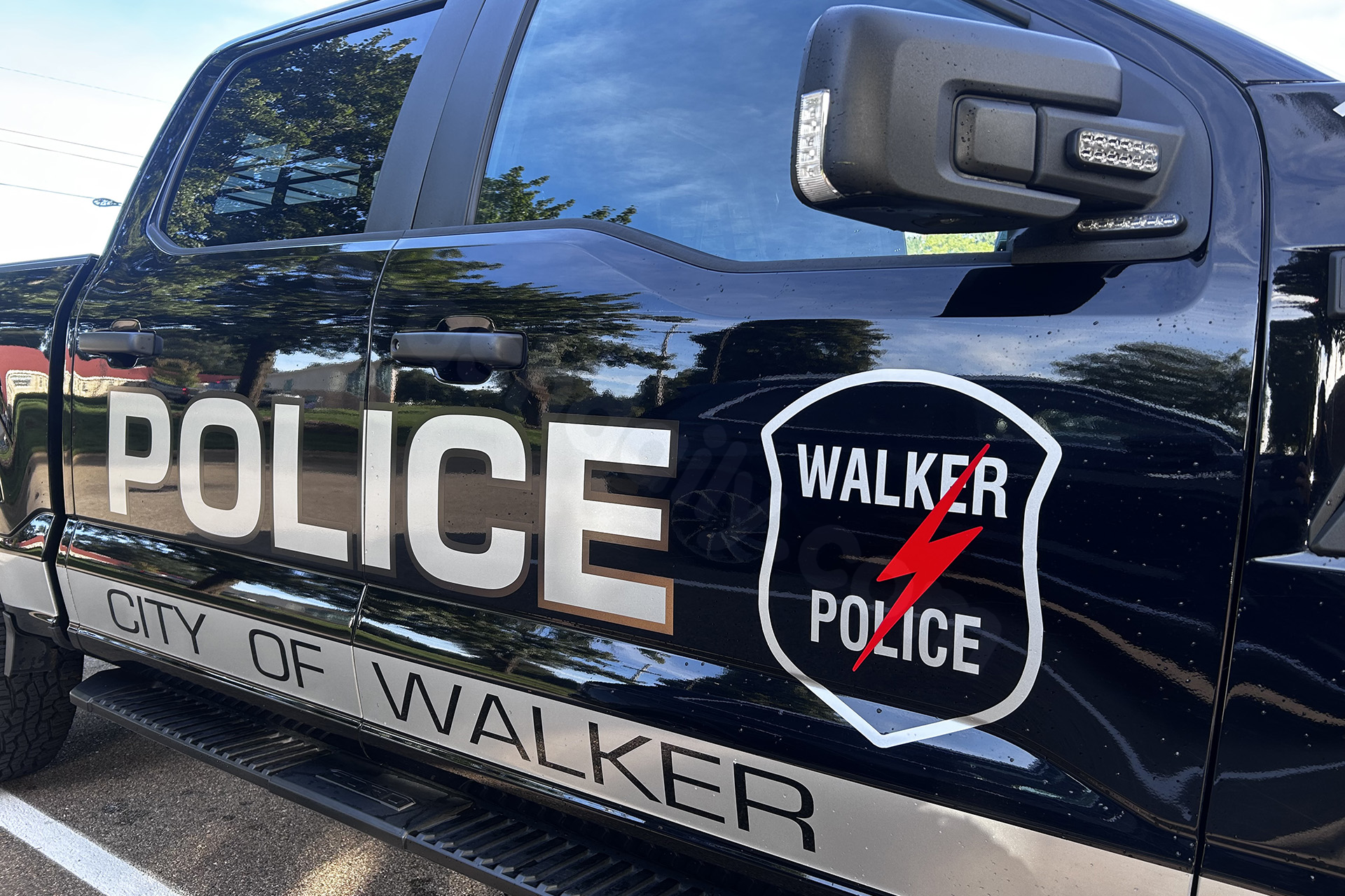 Police: Motorcyclist, 36, dead after Walker crash