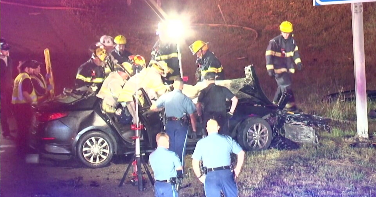 Connecticut driver who fled traffic stop killed in wrong-way crash on Route 146 in Massachusetts