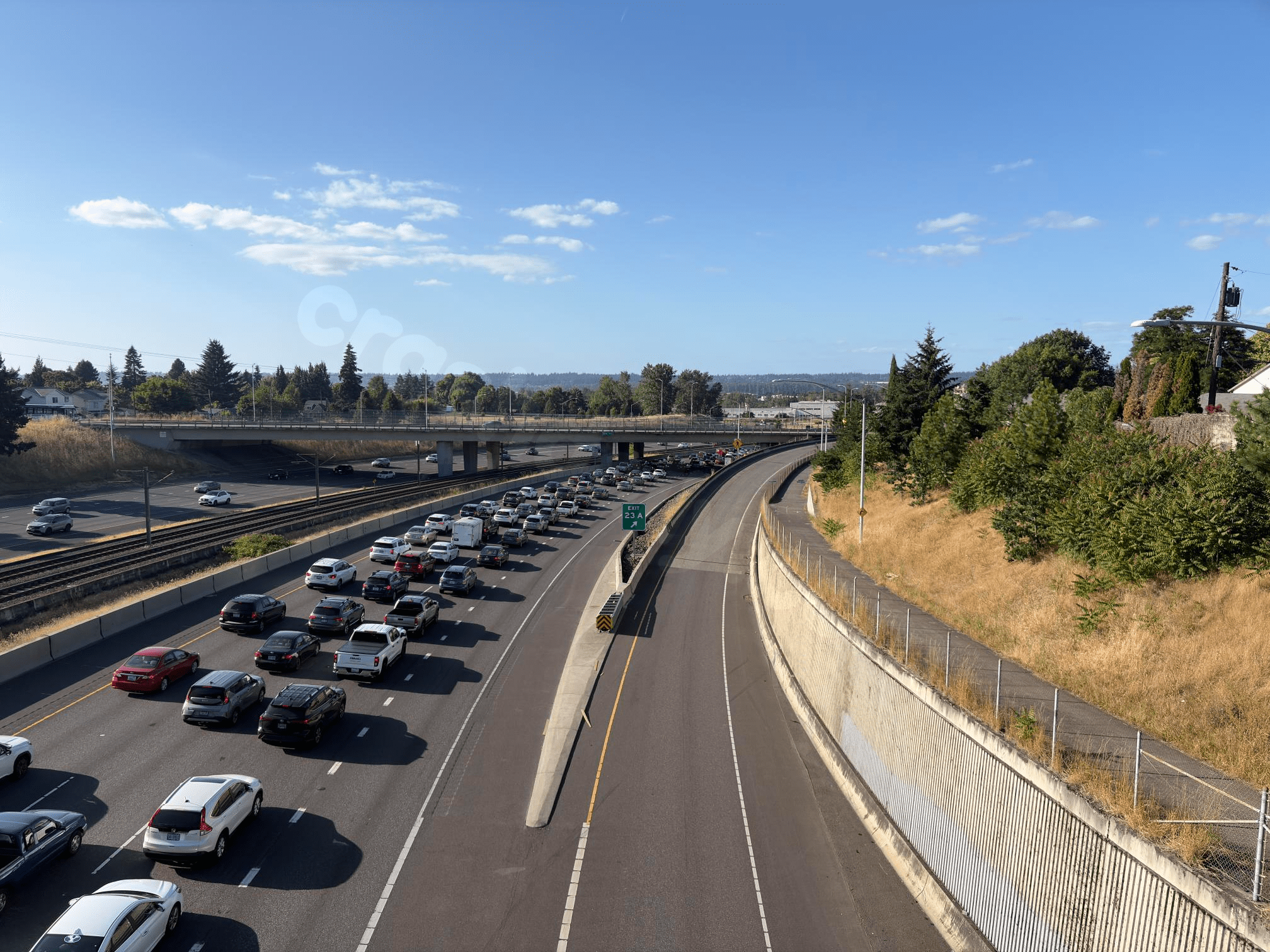 Delays hit I-205 SB on Glenn Jackson Bridge due to crash