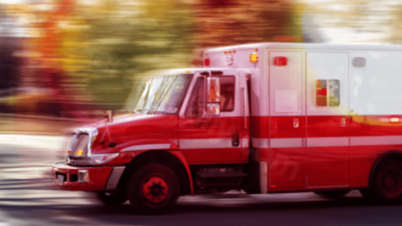 Driver dies after I-5 crash; passenger hospitalized