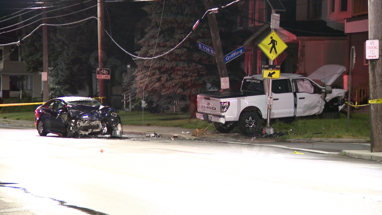 Several people injured in overnight crash