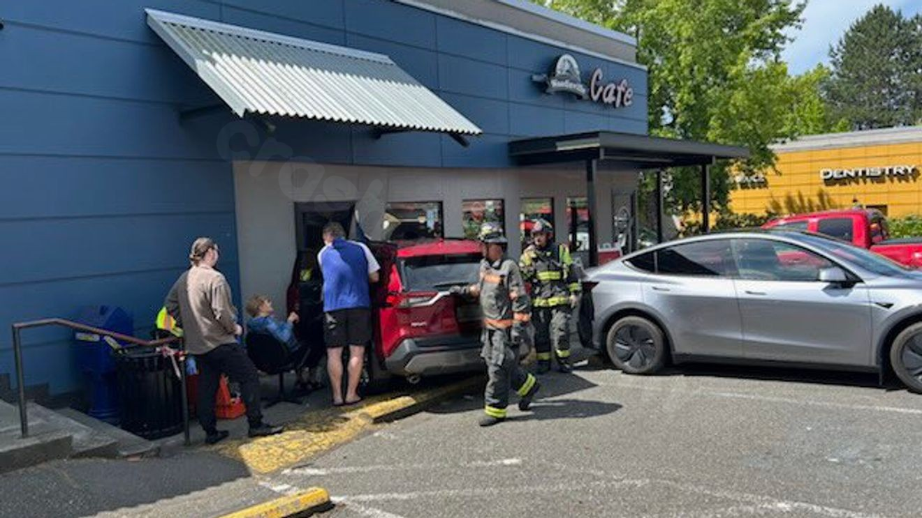 Two hospitalized after car crashes into cafe in Woodinville; five evaluated at scene