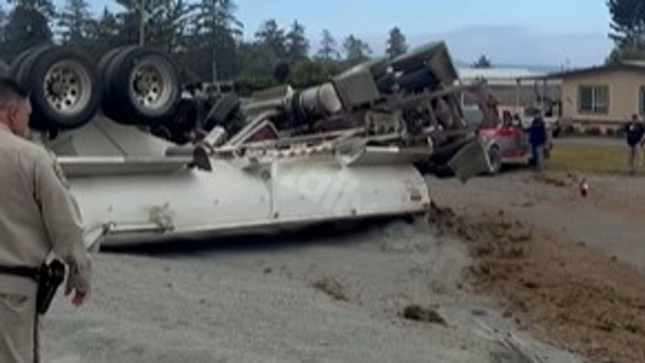 Major-injury crash reported on Highway 101 near Smith River