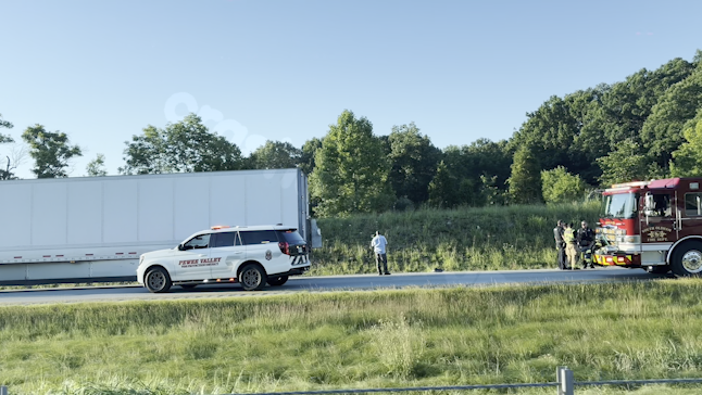 TRAFFIC: Part of I-71 shut down in Oldham County after crash involving semi
