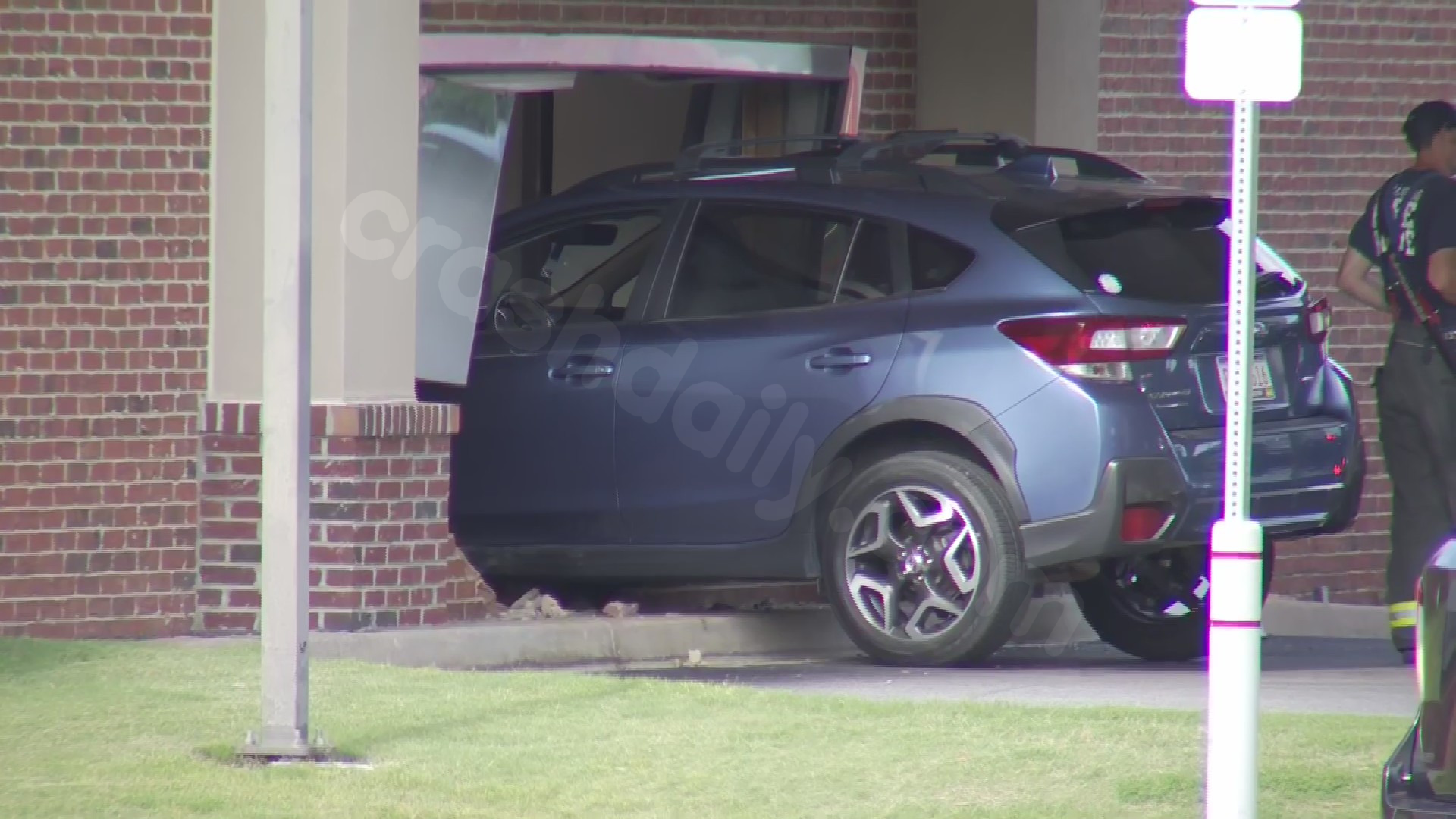 Car crashes into Spartanburg bank after pedal mix-up: Police