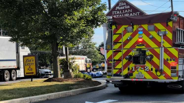 1 killed in multi-vehicle crash involving a tractor-trailer in Lancaster County