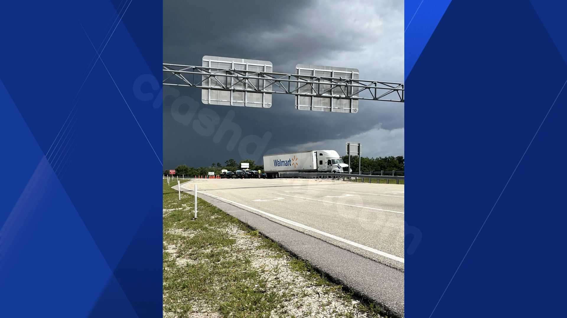 1 dead after semi-truck vs. sedan crash on I-75 in Charlotte County