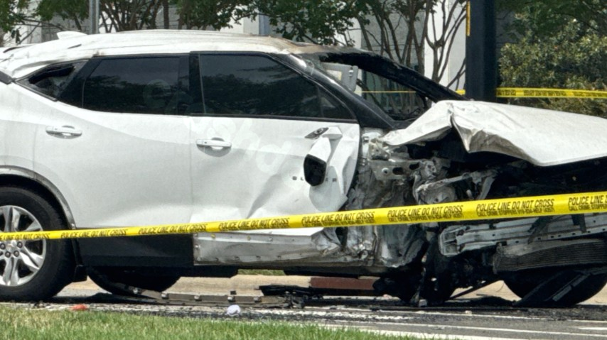 Teenager killed, juvenile hurt in Raleigh fiery SUV crash near Brier Creek Commons shopping center
