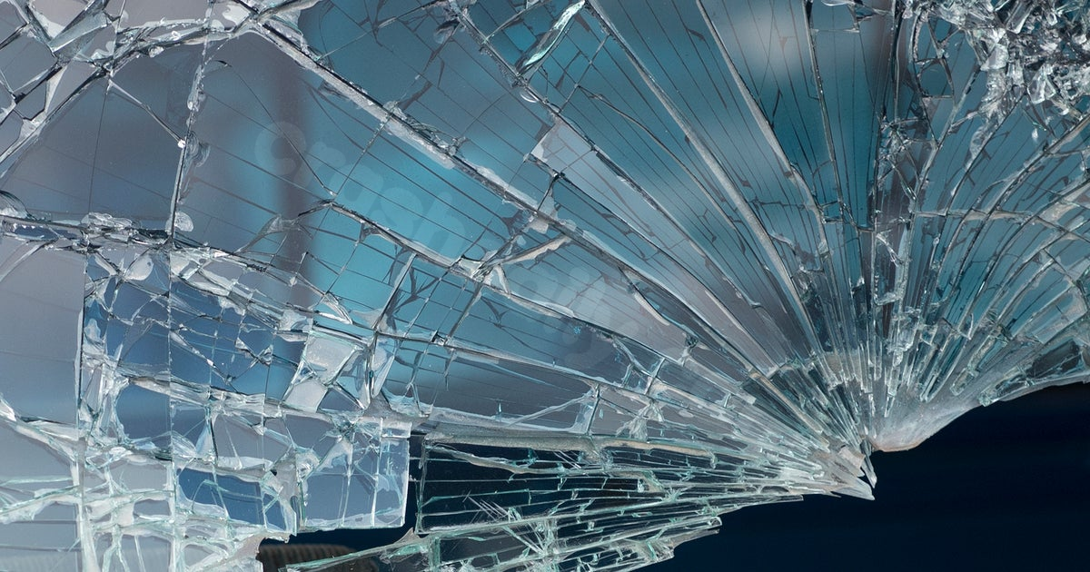 1 killed, 1 critically hurt in Carlton County crash