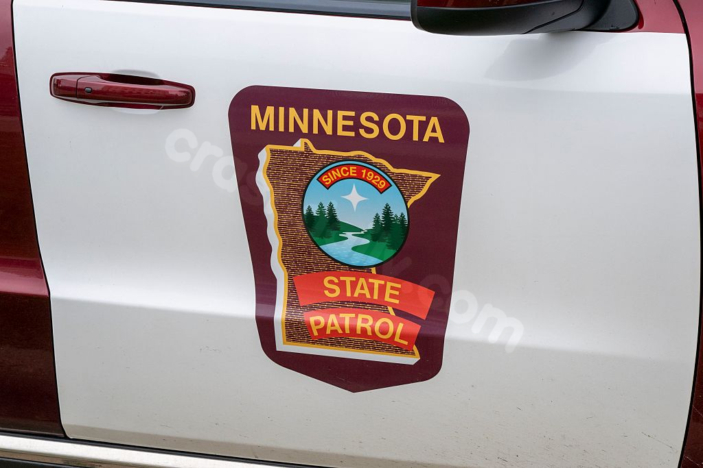 Head-on crash in northern Minnesota kills 2 drivers