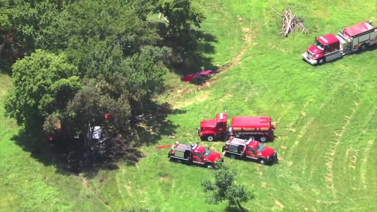 OHP: 2 people dead after plane crashes in McClain County