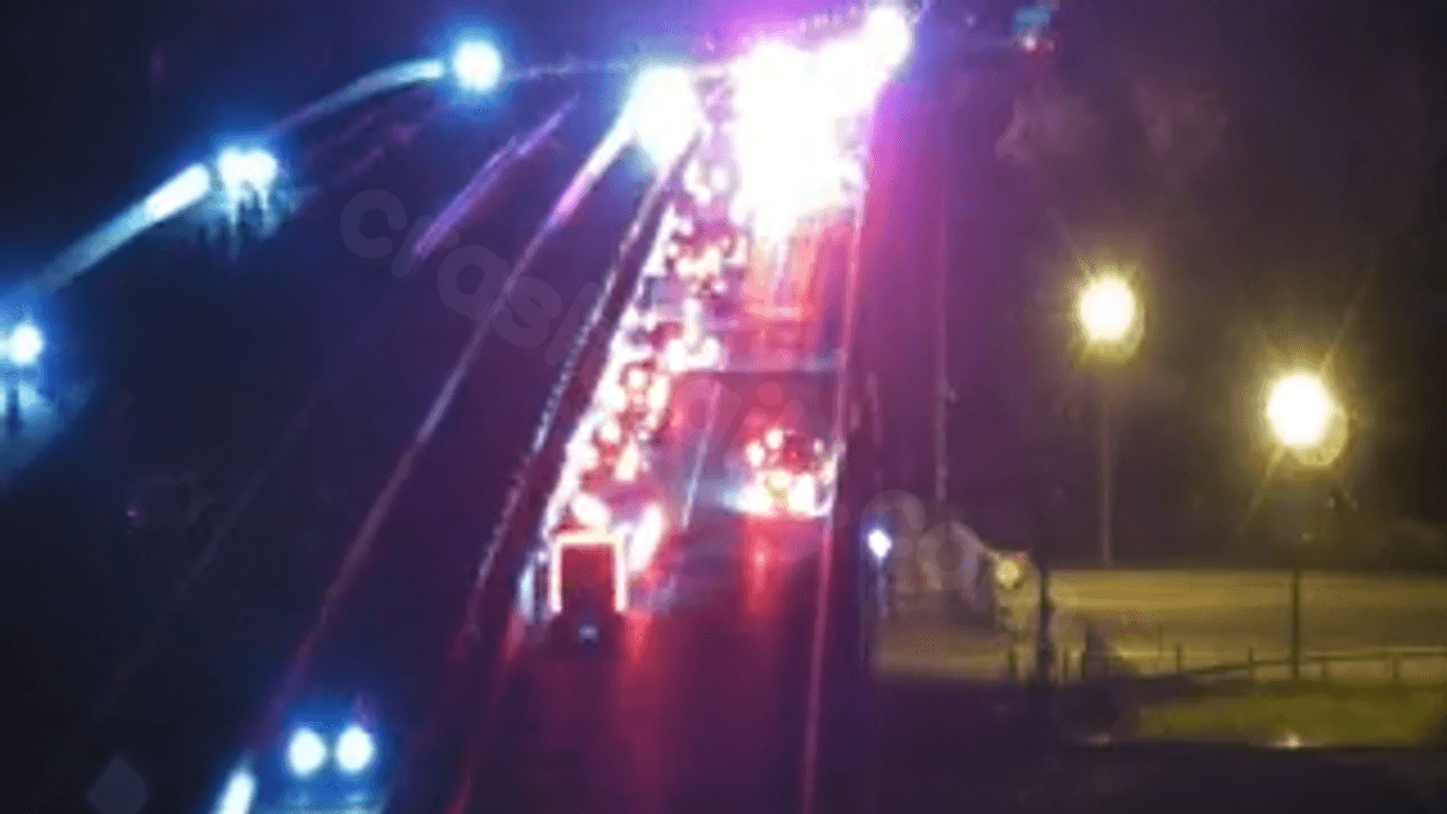 End of 690 eastbound, part of 481 northbound closed after reported crash