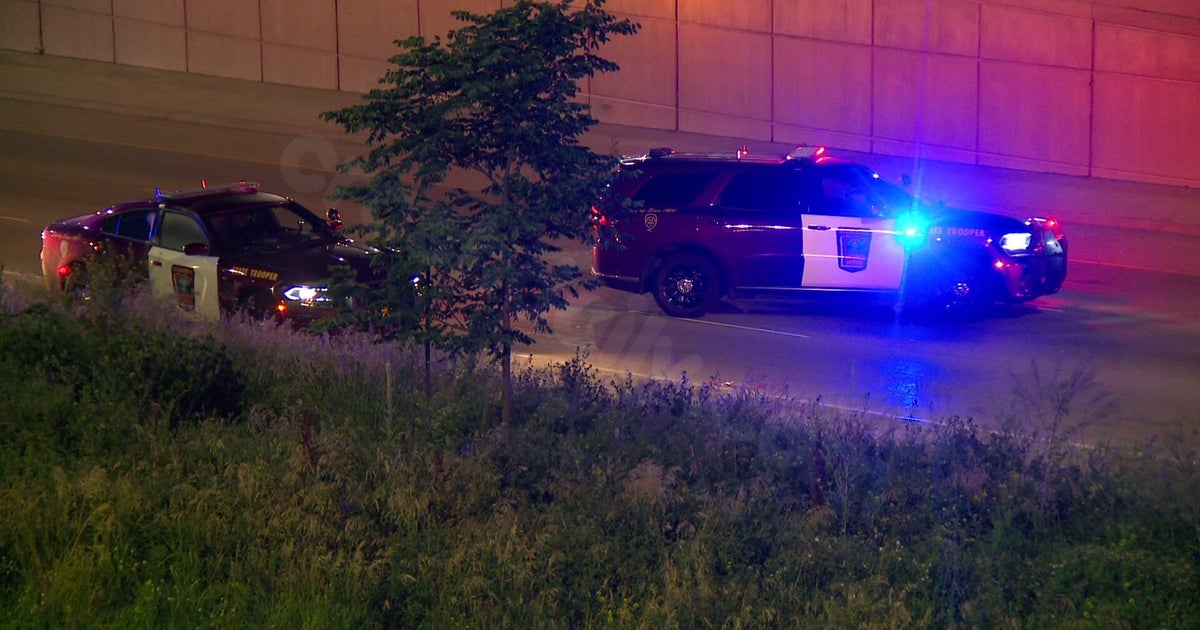 Fatal crash closes westbound I-94 in Minneapolis ahead of Wednesday morning commute