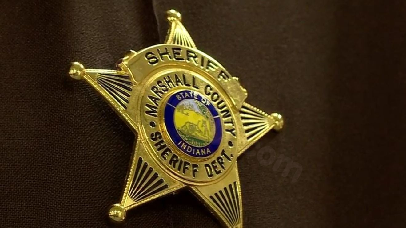 Man found dead after crash into tree in Marshall County