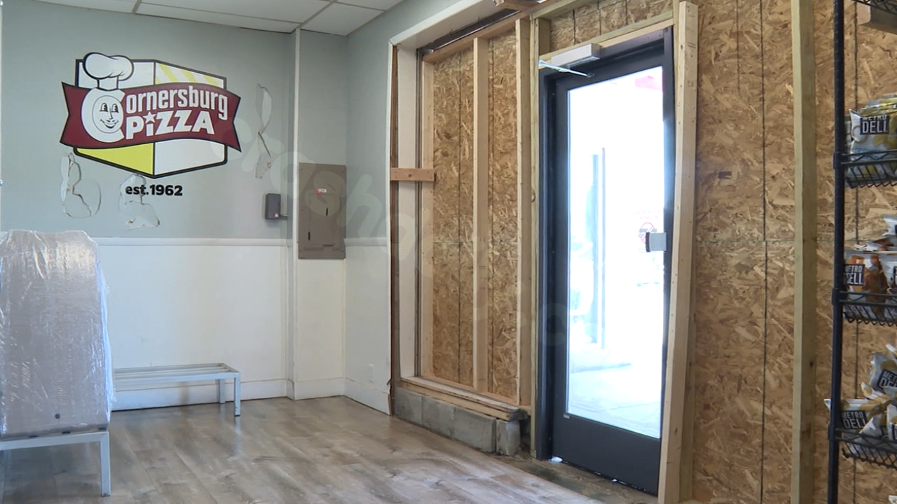 Cornersburg Pizza reopens following car crash through front window