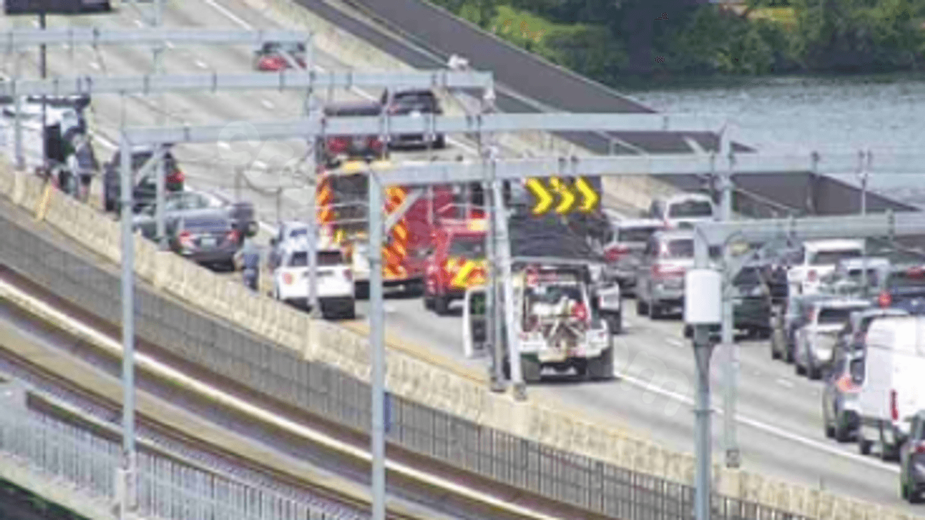 Rollover crash blocks lanes on I-90 midspan bridge, east of Rainier Ave