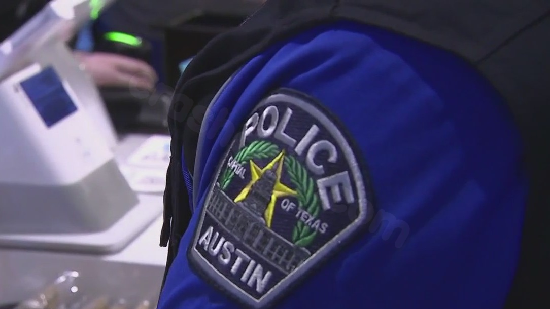 Austin police officer pleads guilty to speeding after causing multi-car crash