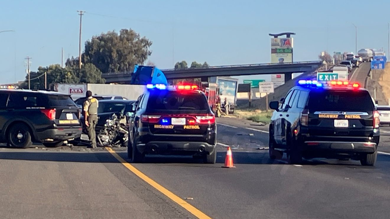 DUI: Wrong-way driver crash into semi blocks NB lanes of Highway 99 in Madera