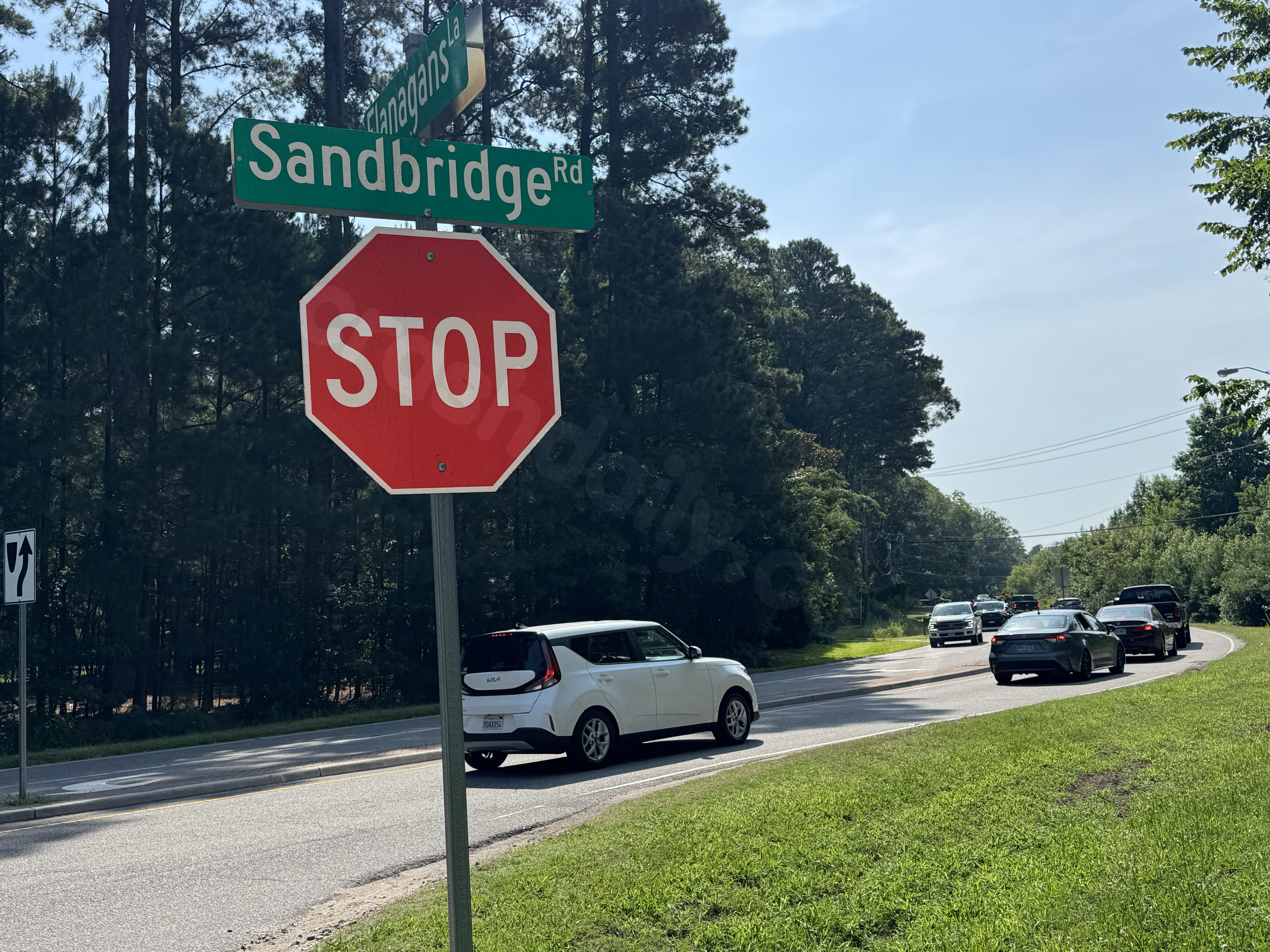 Sandbridge Road in Virginia Beach temporarily closes after crash