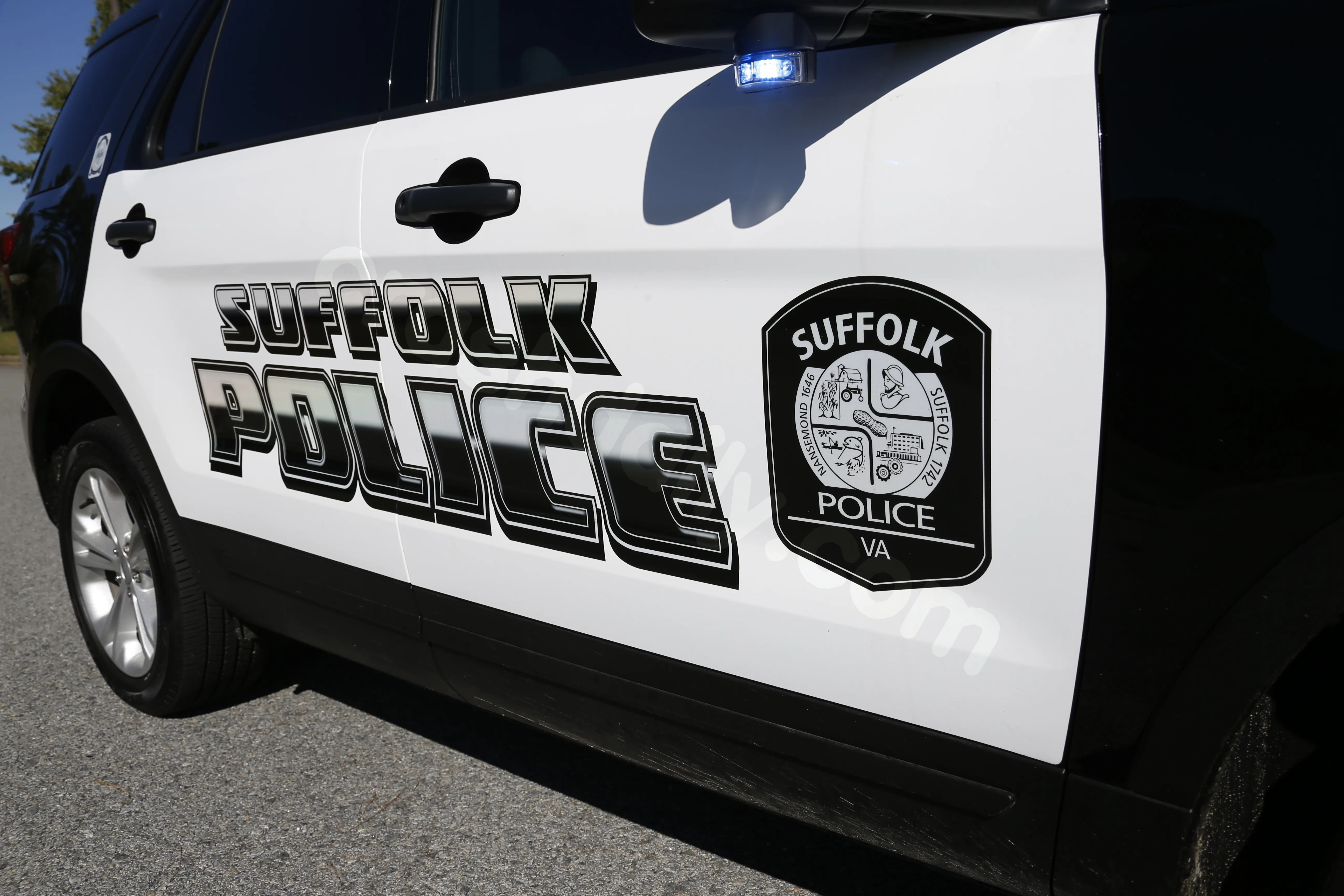 SPD: Driver seriously injured, passenger killed in crash on Respass Beach Road