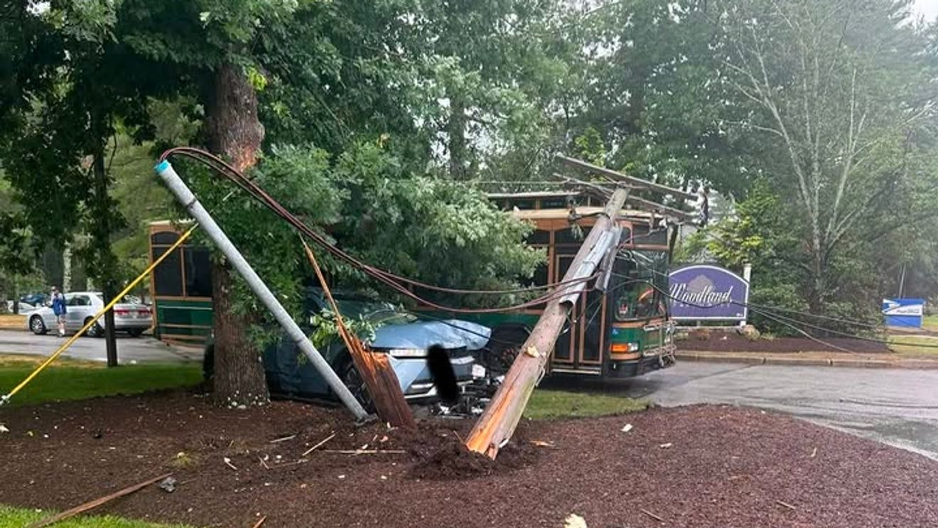 Multi-vehicle crash, downed wires prompt road closure in Coventry