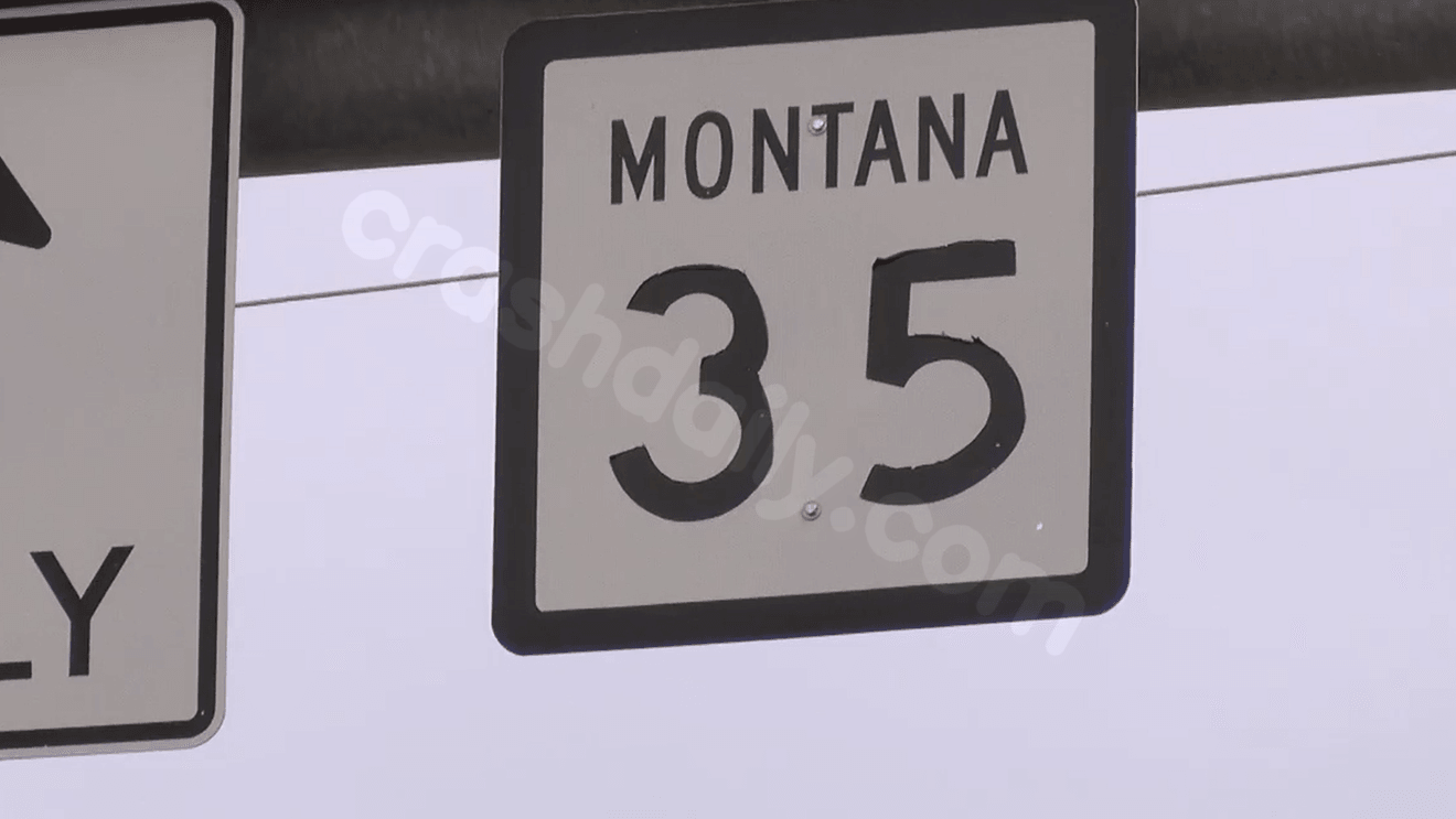1 dead in rollover crash near Polson