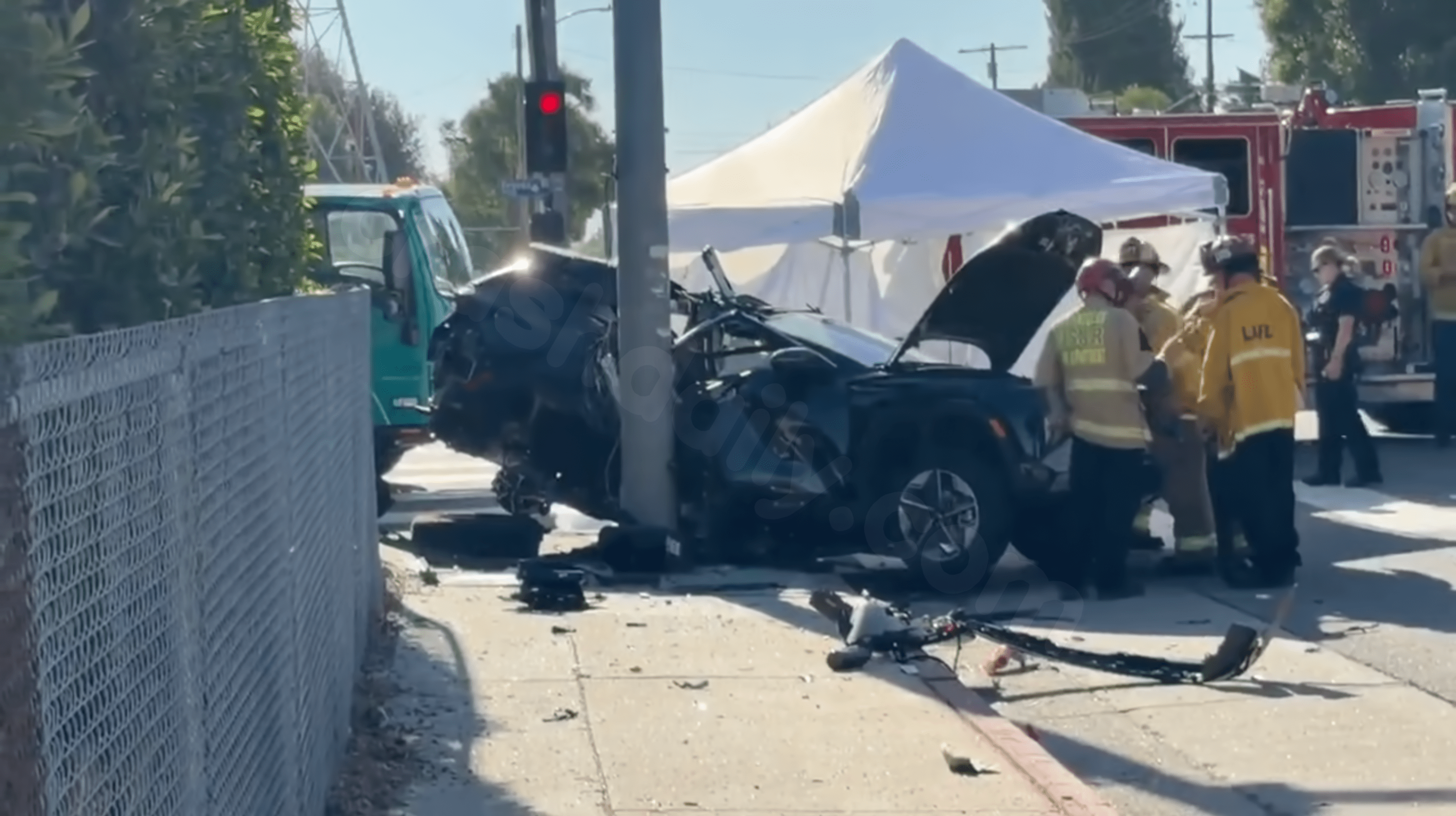 1 possibly dead, others injured after Northridge crash, authorities say