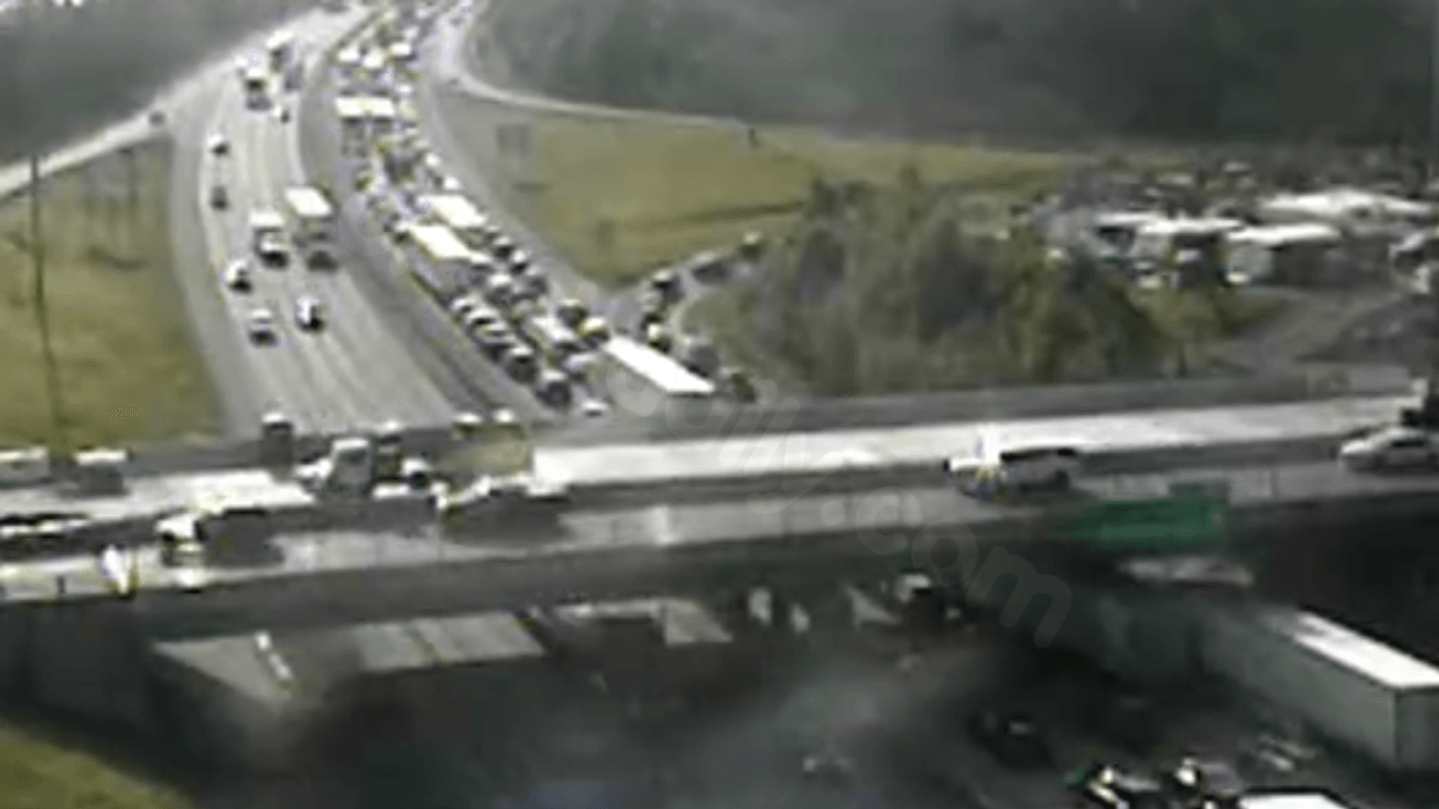 Two injured in I-64 crash in Kanawha County