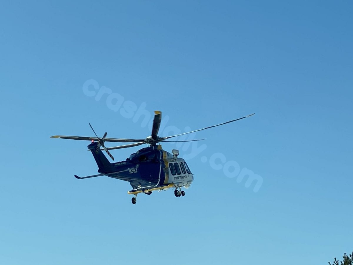 2 injured, 1 flown after Route 22 crash in Hunterdon County