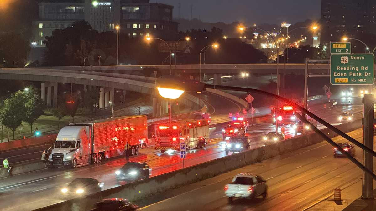 All lanes on I-71 southbound reopened after semi crash just outside of downtown Cincinnati