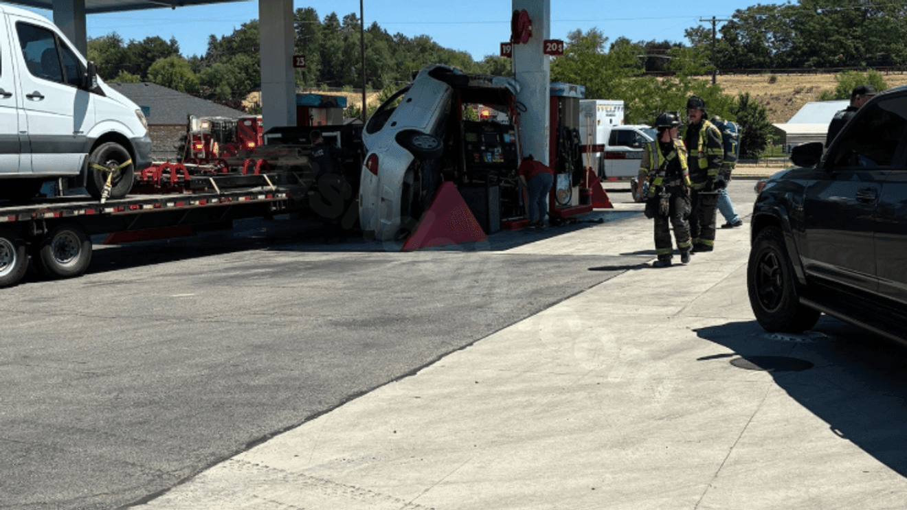 Chain-reaction crash at Caldwell intersection sends car into gas pump