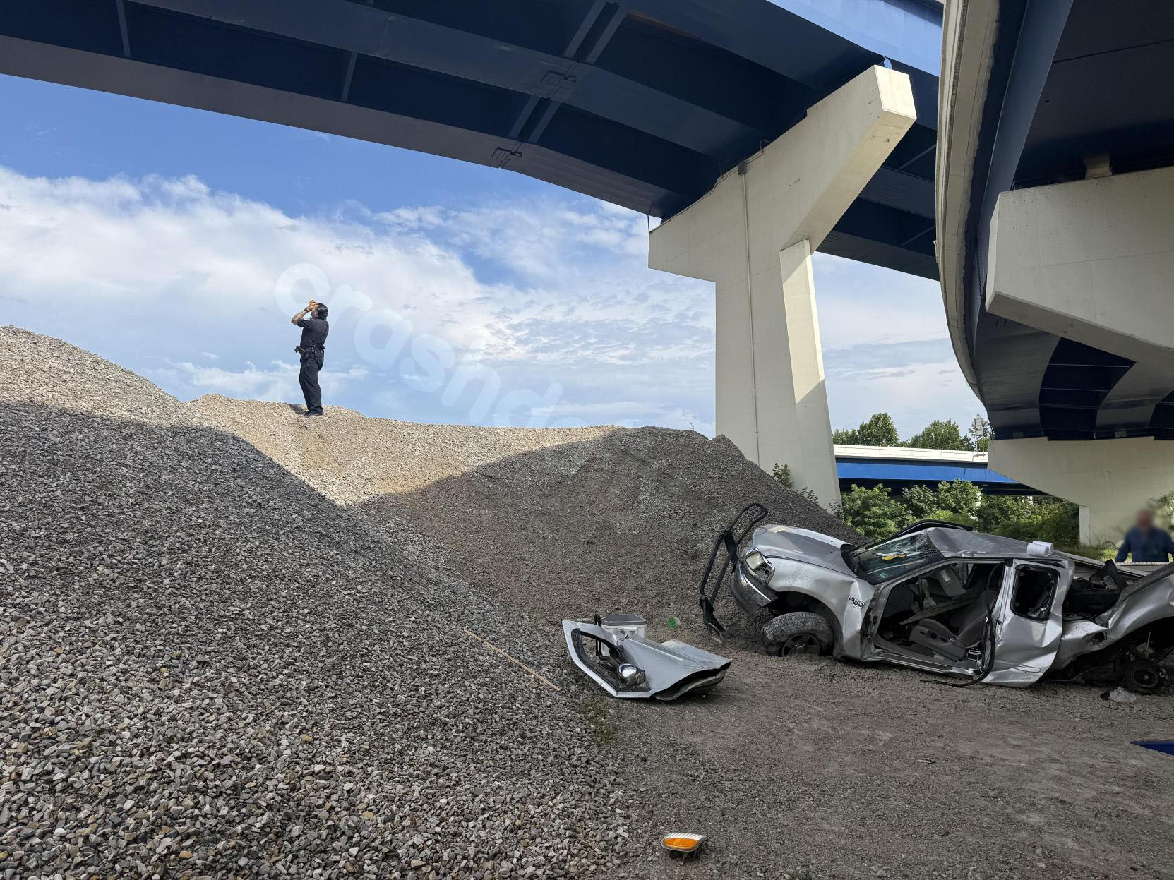 One person injured in Charleston interstate crash