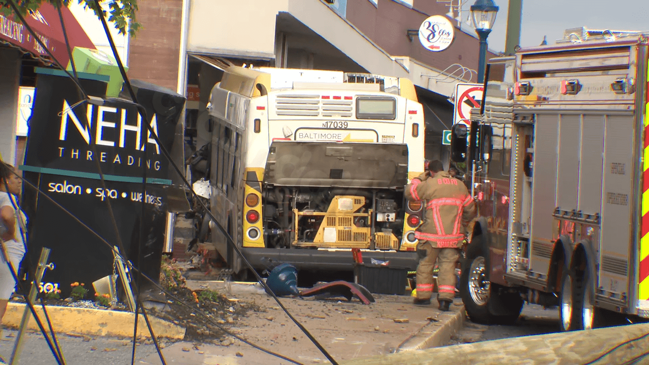 Over 30 injured in Pikesville MTA bus crash