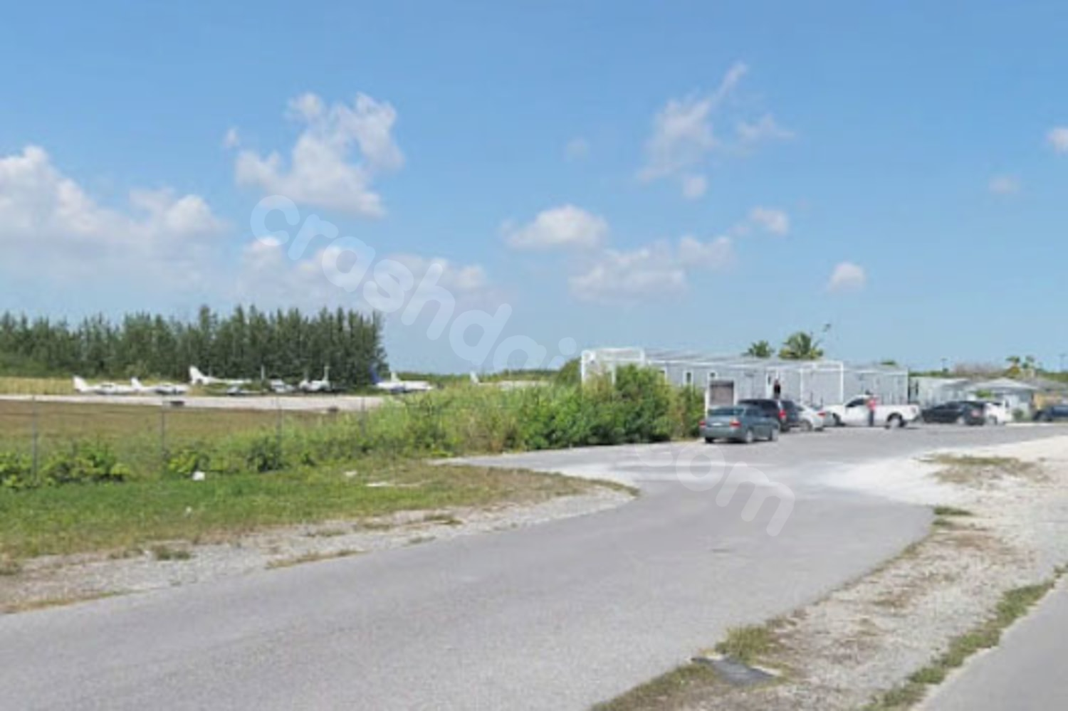 10 dead in Bahamas plane crash, police say