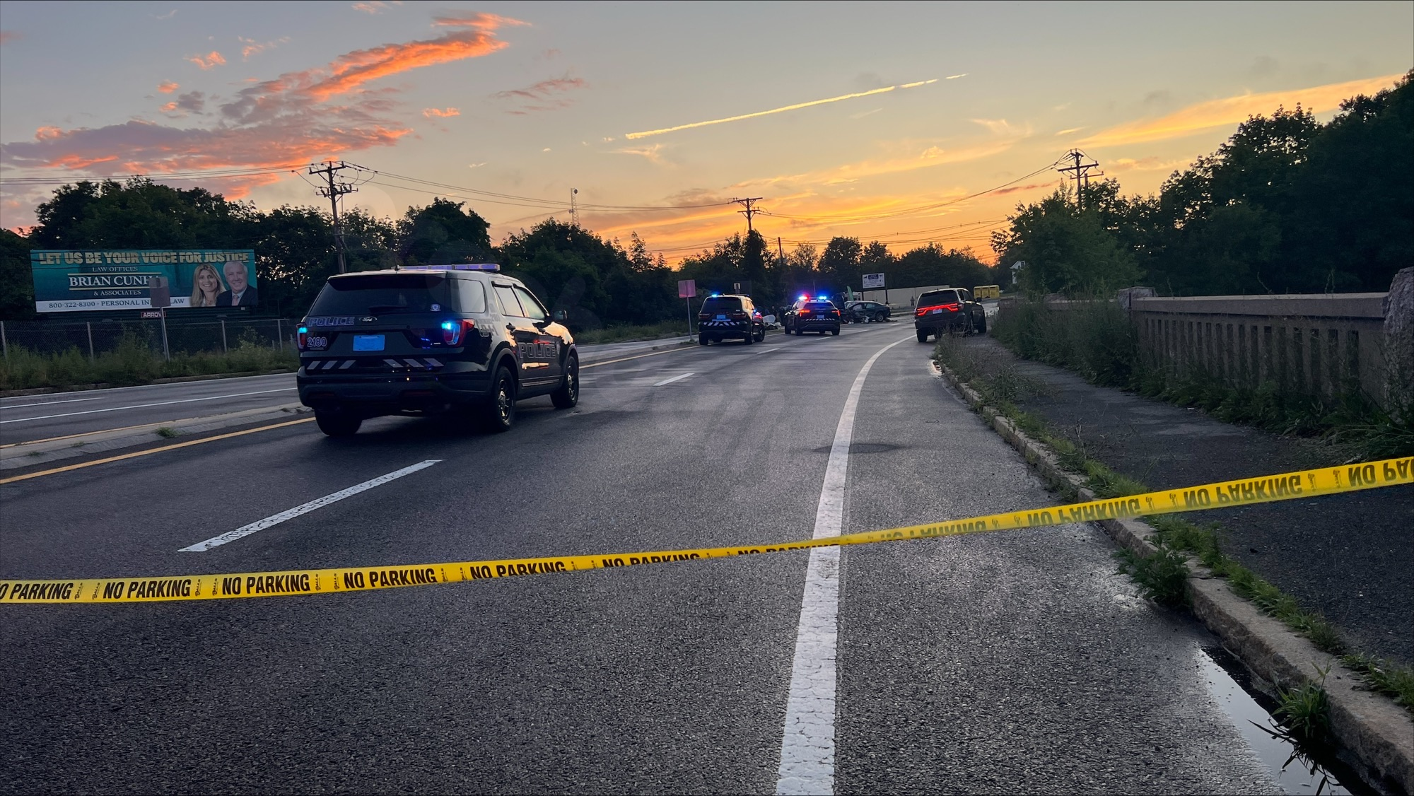 Crash closes State Road between Westport and Dartmouth