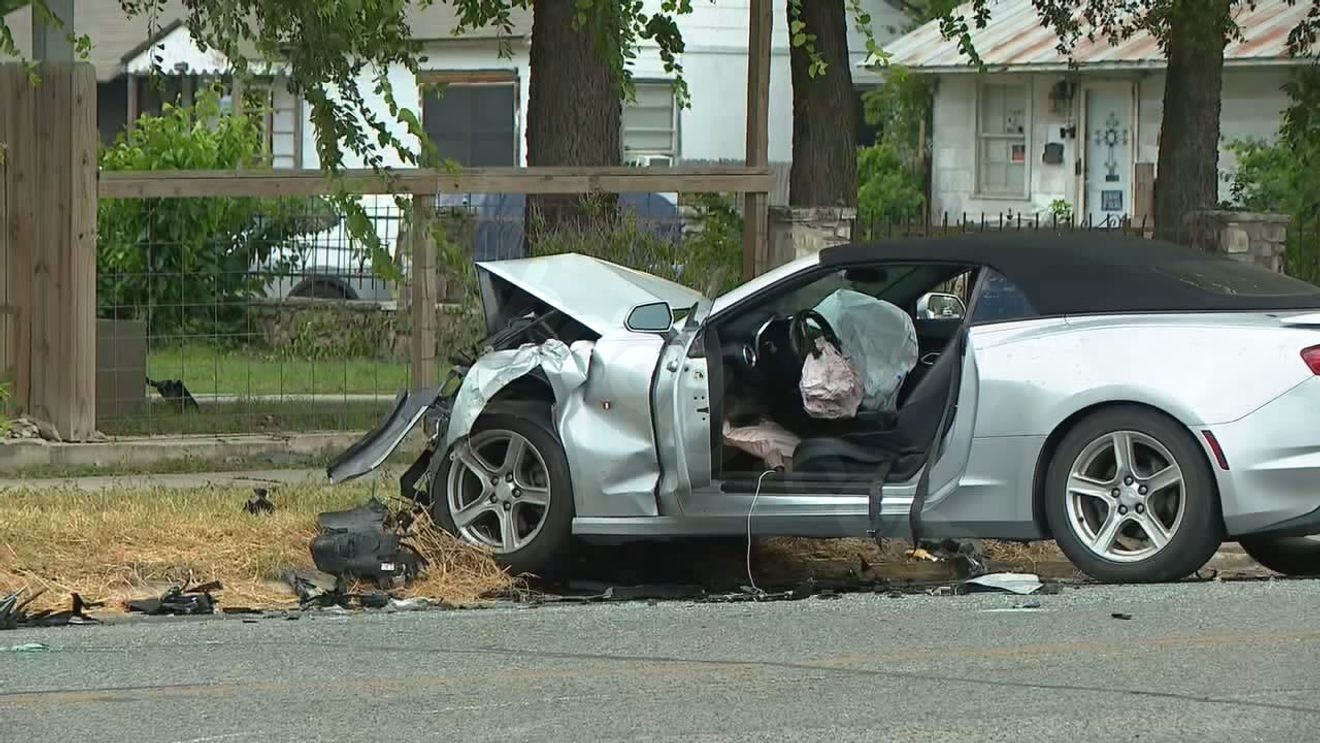 High-speed crash sends 2 adults, toddler to hospital, police say