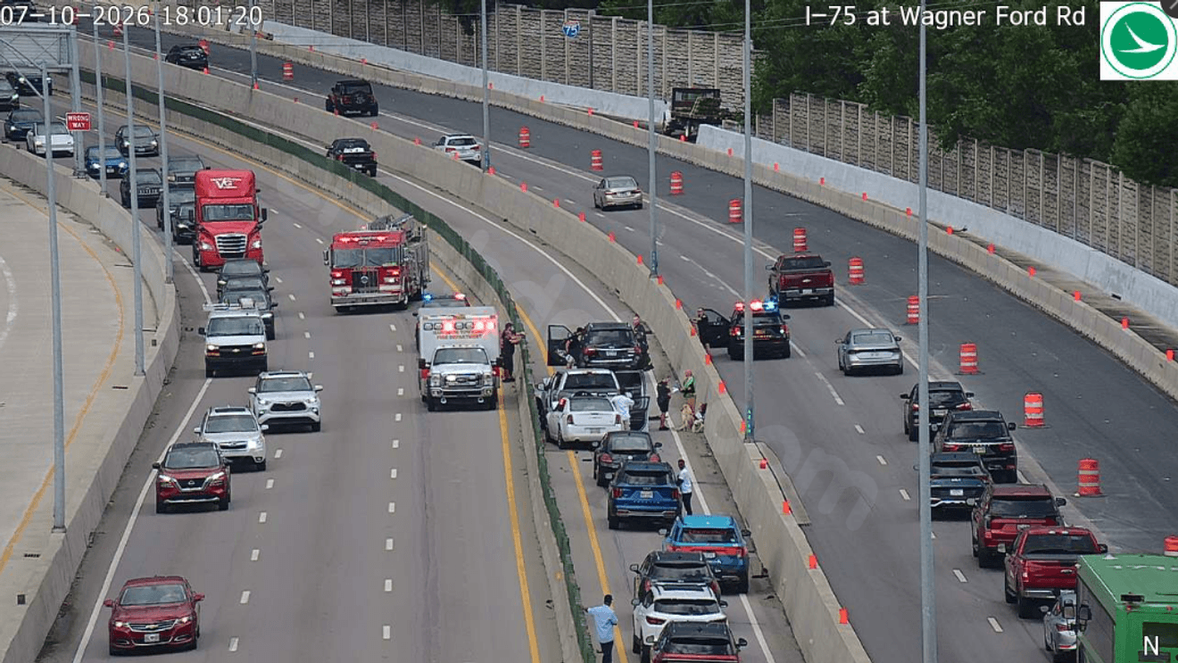 Multi-vehicle accident on I-75, expect delays