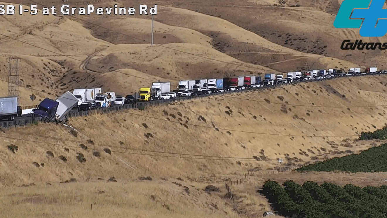 Semi-trailer crash shuts one lane, delays northbound I-5 traffic near Grapevine Road: CHP
