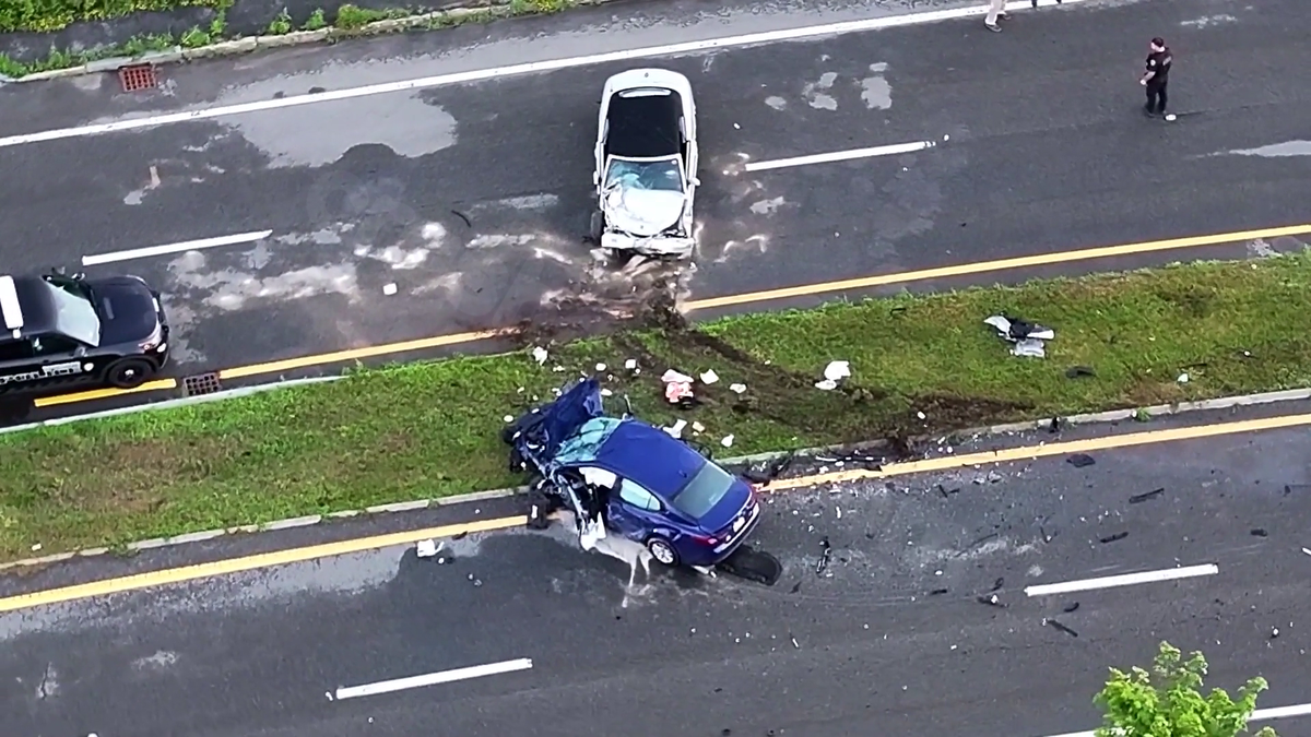 Two dead in Dartmouth crash near Westport line, DA says
