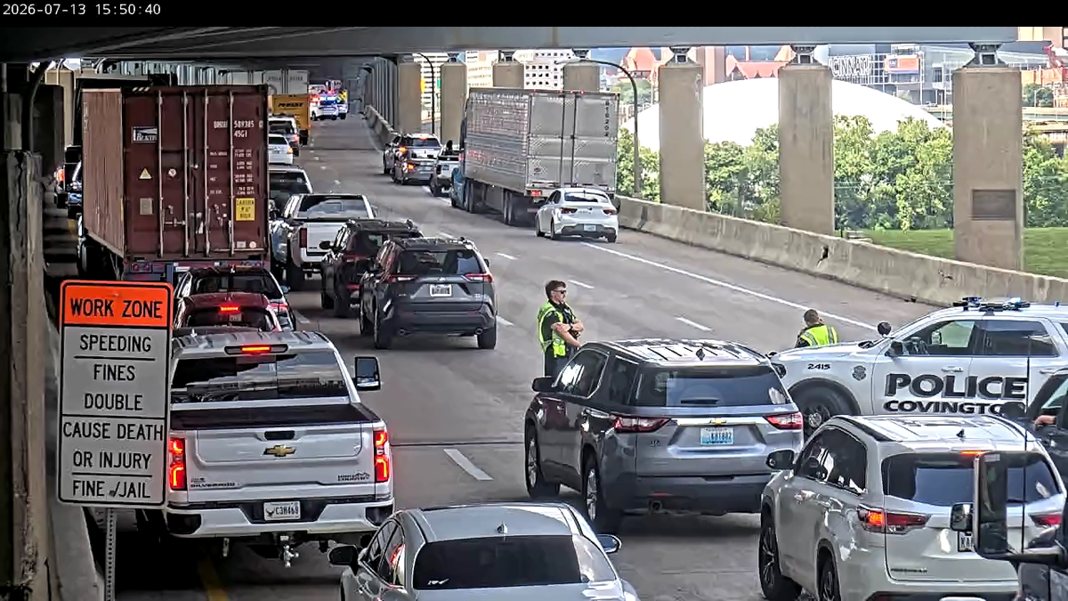 Lanes reopen along Brent Spence Bridge after multivehicle crash