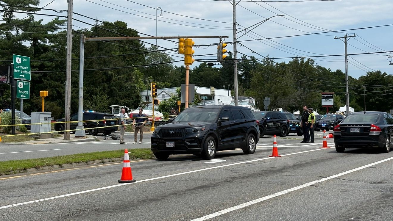 Route 6 partially closed after serious crash in Dartmouth