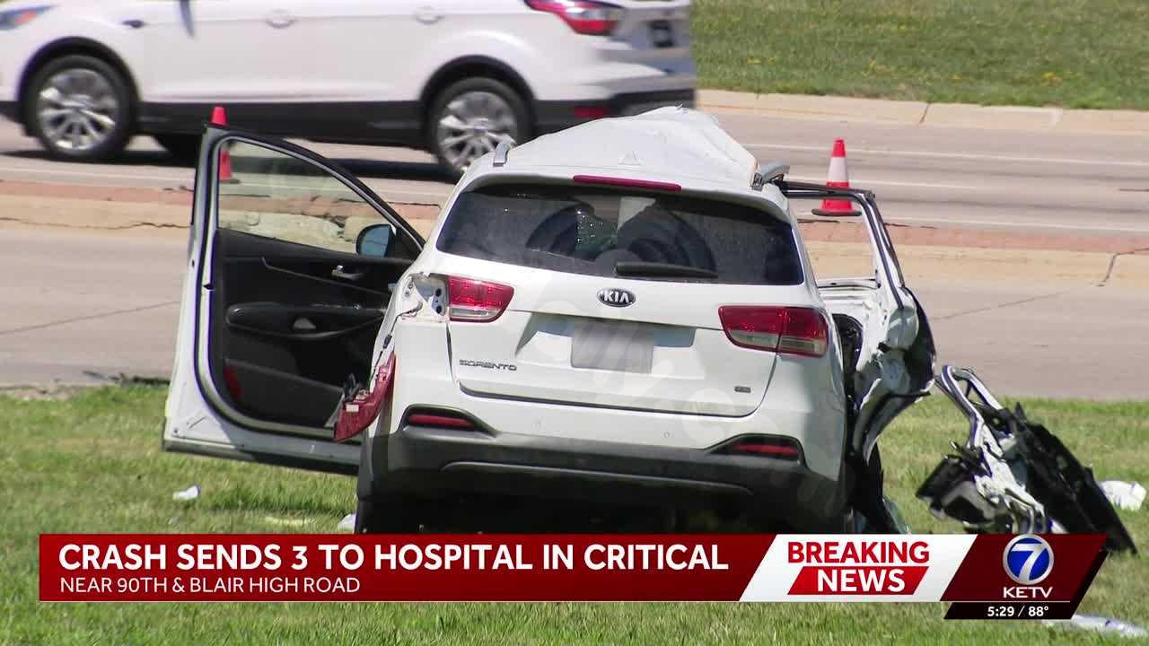 Passenger dies after Sunday afternoon crash in northwest Omaha, police say