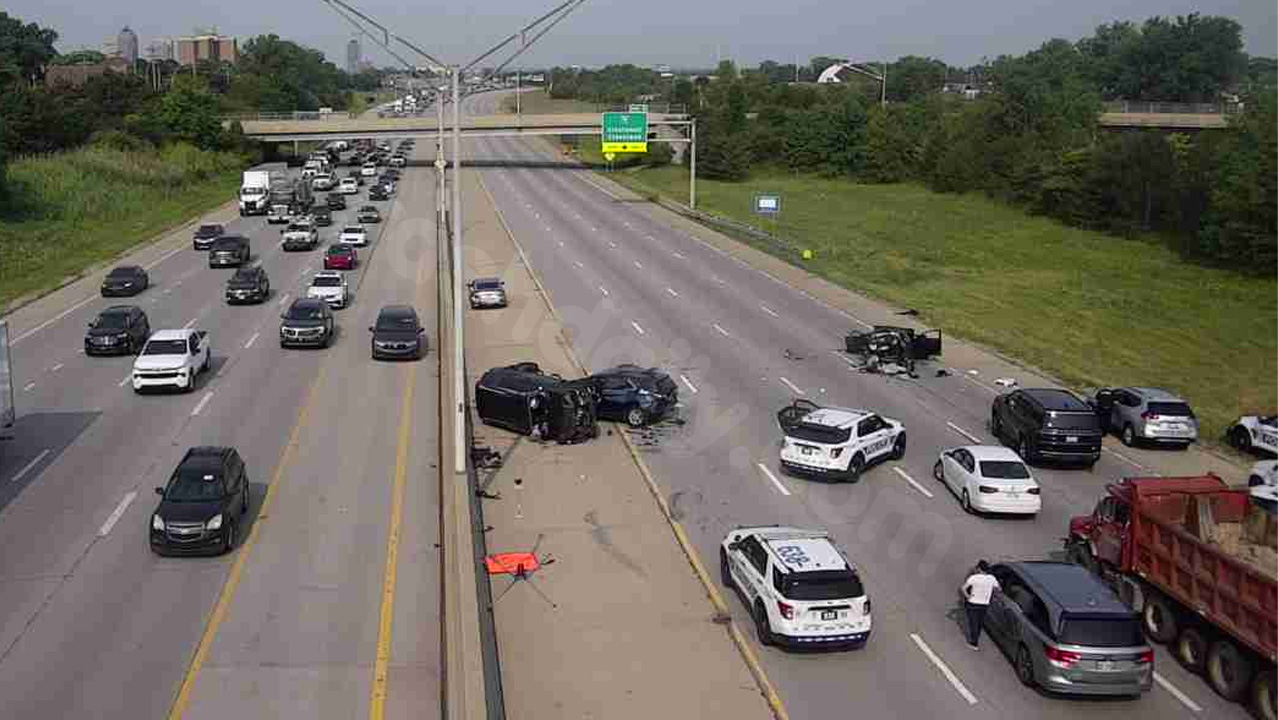 Three hospitalized after multi-vehicle crash closed Interstate 670 West near Downtown Columbus